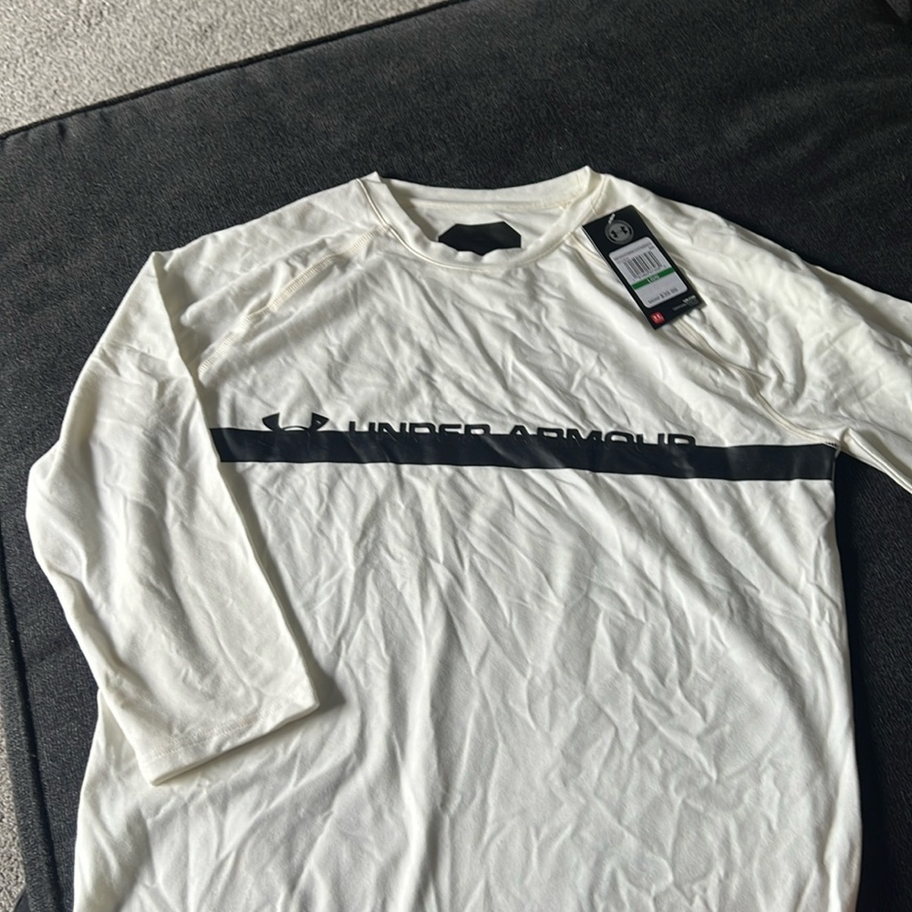 NEW Under Armour Fitted 3/4 sleeve shirt